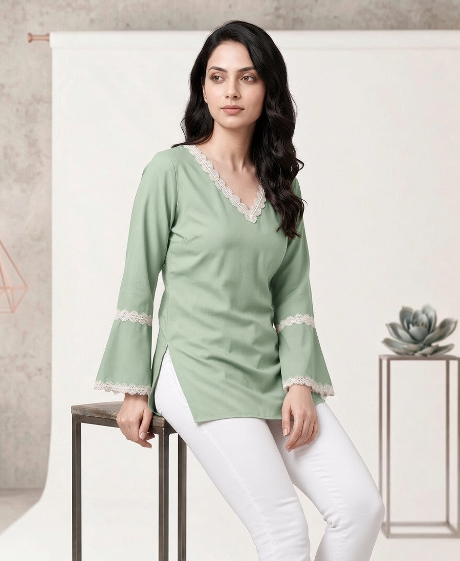 V Charm Kurti