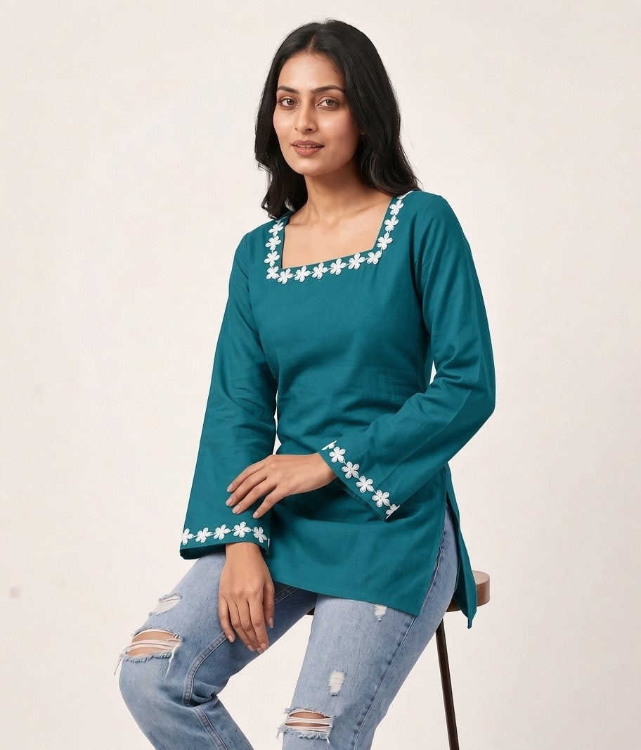 Luna Bell Kurti